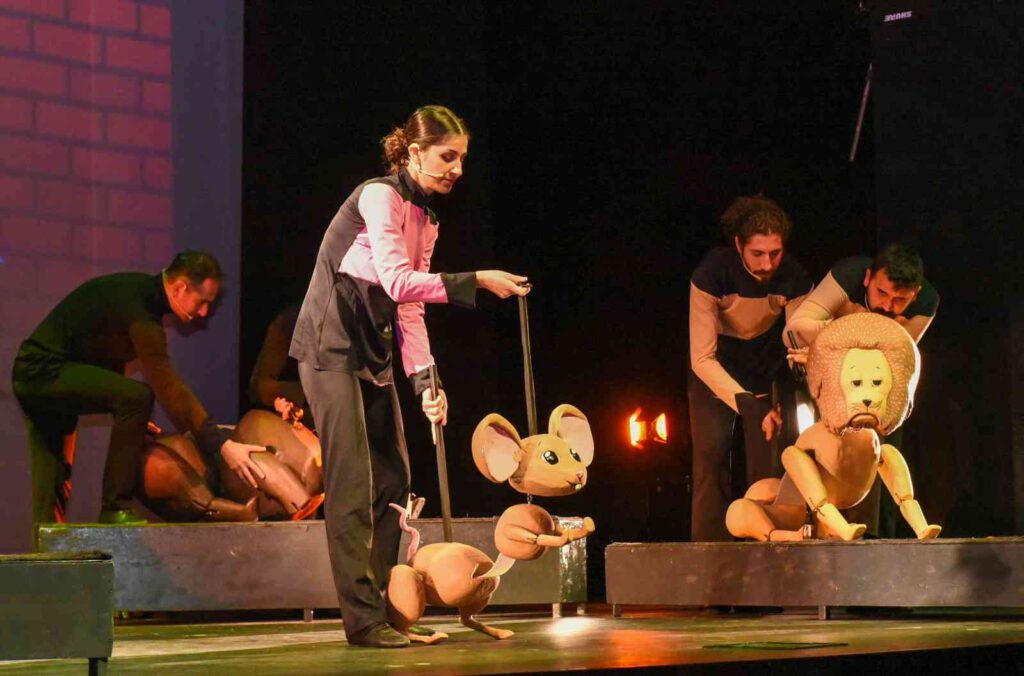 Bursa’da çocuklara tiyatro hediyesi