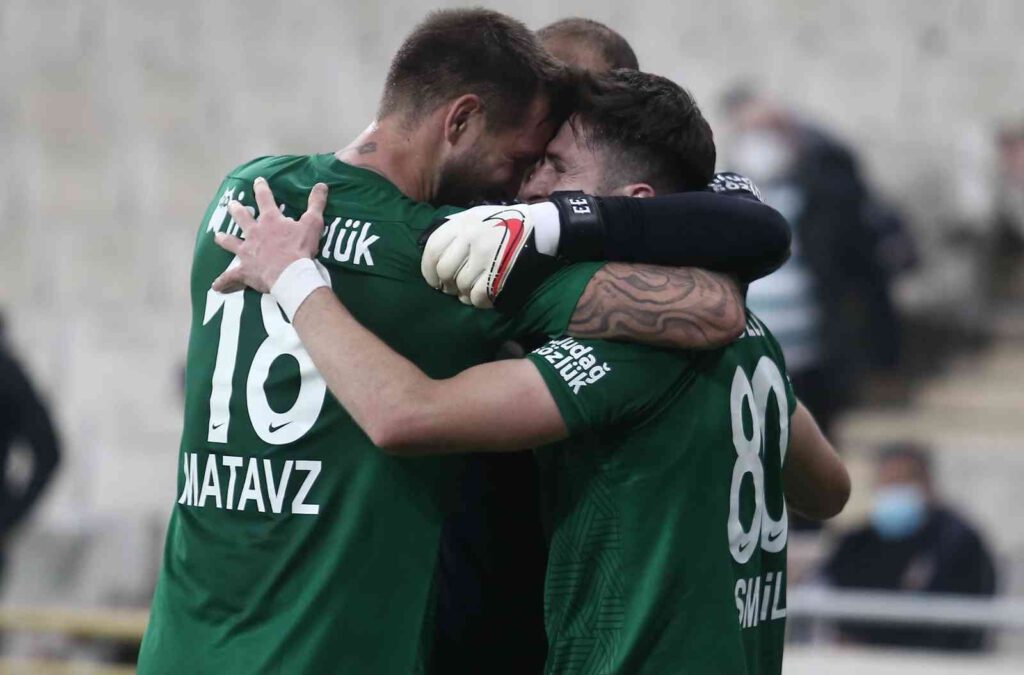 Bursaspor 3 maçta 9 puan aldı