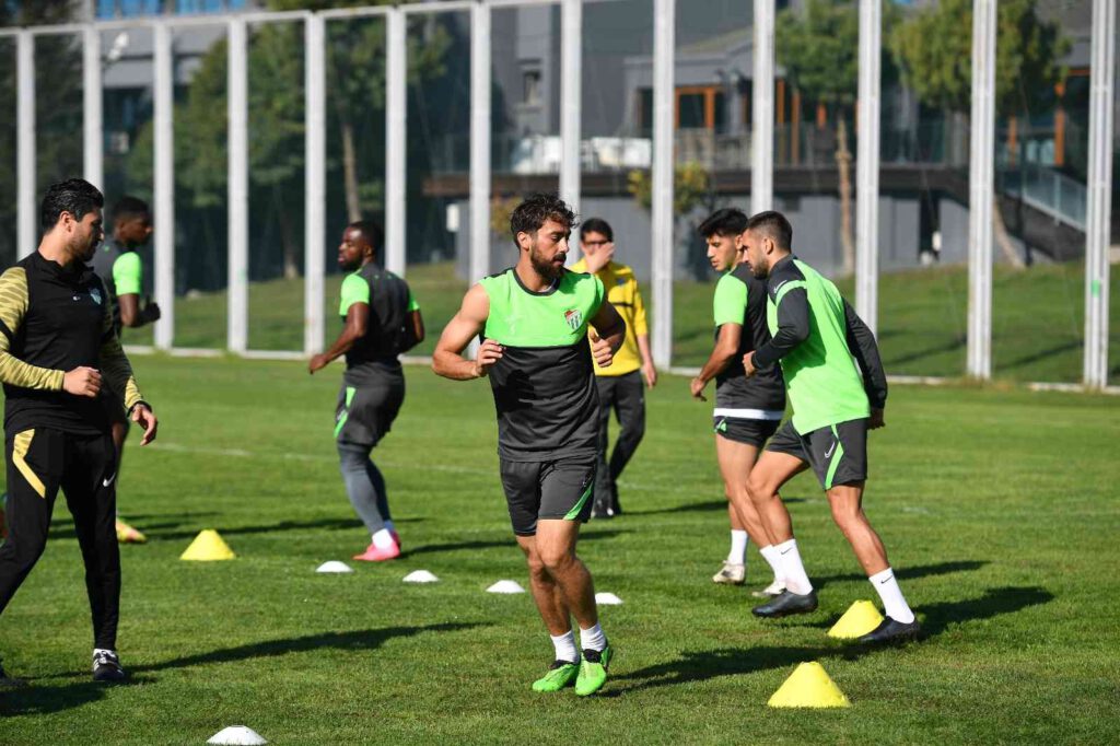 Bursaspor şut çalışması yaptı