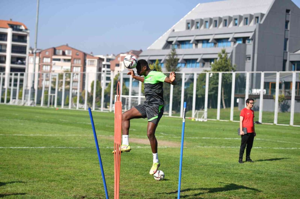 Bursaspor’da hazırlıkları devam etti