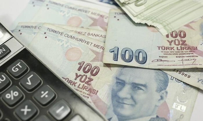 Bütçe ekimde 17,4 milyar TL açık verdi