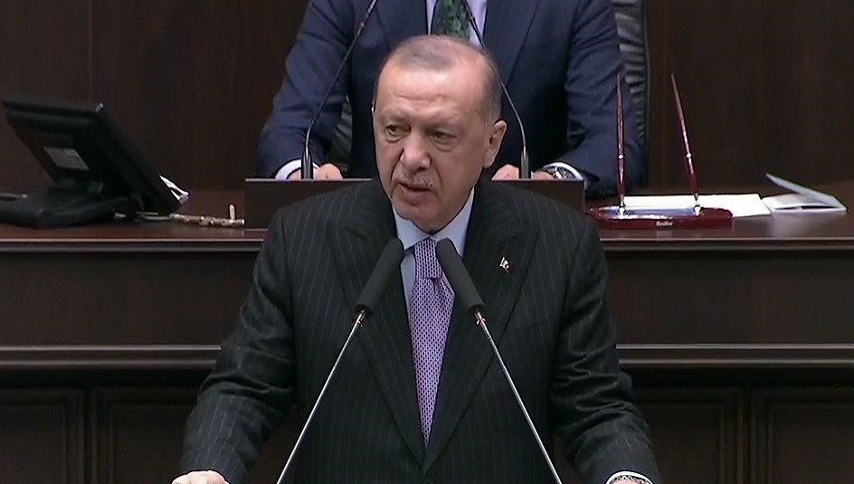 Erdoğan: Faizi savunanla beraber olamam