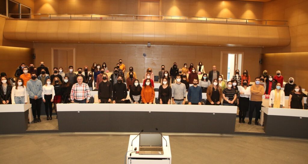 Geleceğin mimarları bilgilendi