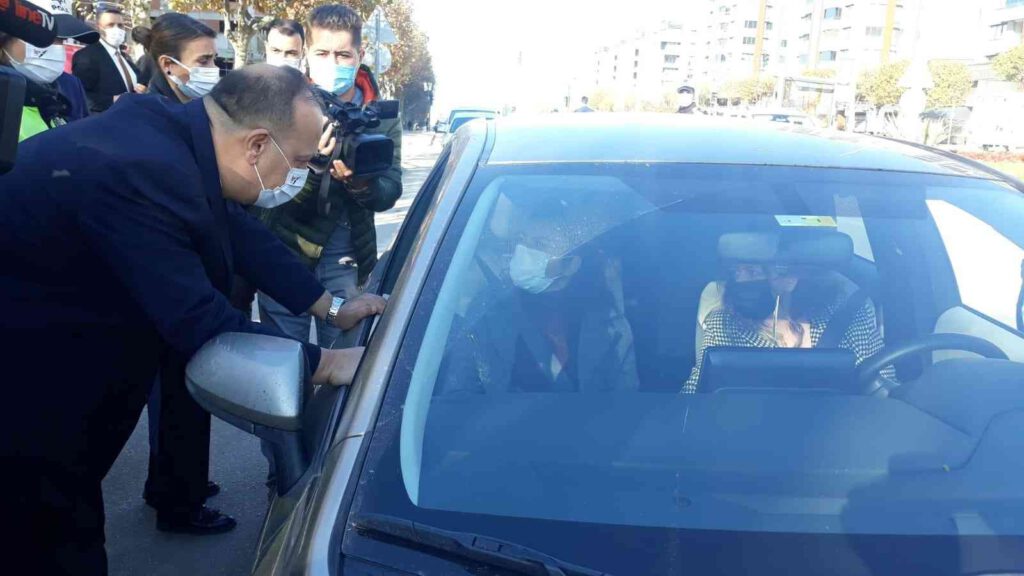 Hayat, bir hareketine bakar…