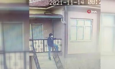 Tek hamlede pencereyi açtı