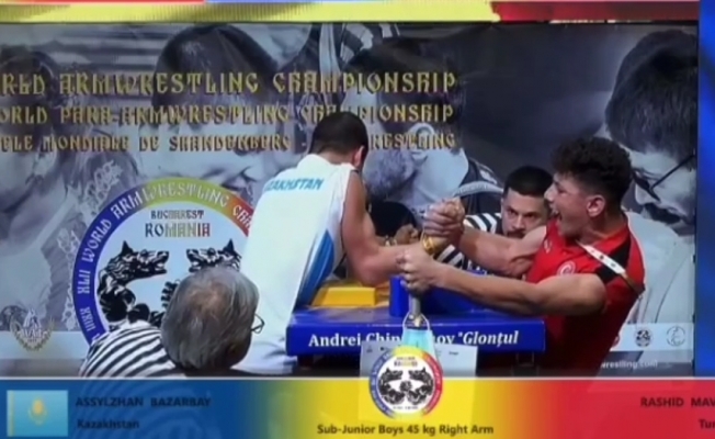 Raşit Mavigil, Dünya Şampiyonu oldu