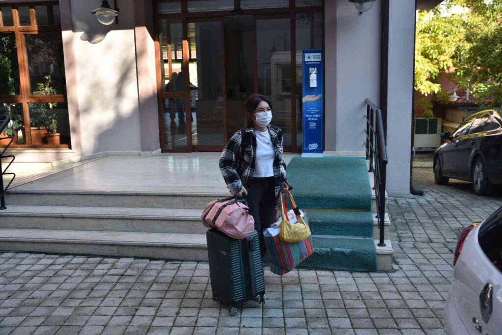 Karantinadaki üniversitelilere özel ilgi