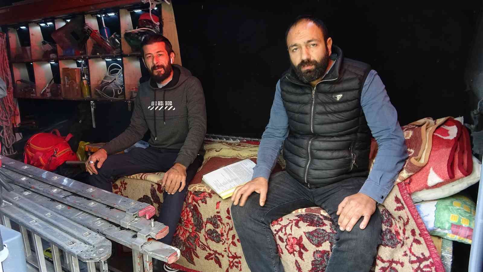 Kiraya verdikleri kamyonu il il arıyorlar