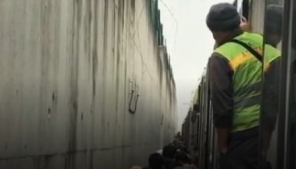 Bursa’da metro arıza yaptı