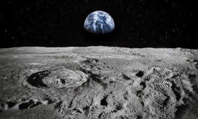 NASA insanlı Ay görevini askıya aldı