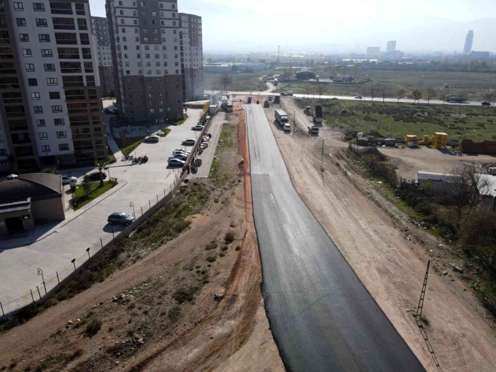 Osmangazi’de asfalt mesaisi sürüyor