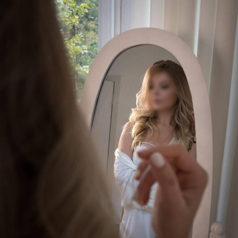 Şafak vakti fuhuş operasyonu