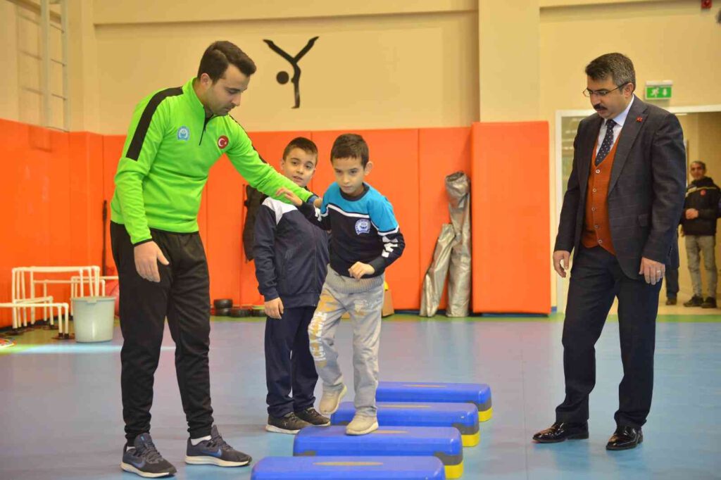 Yetenekleri göz kamaştırıyor