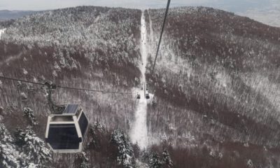 Teleferiğe şiddetli rüzgar engeli!