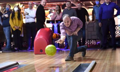Osmangazi personeli, iş stresini bowlingle attı