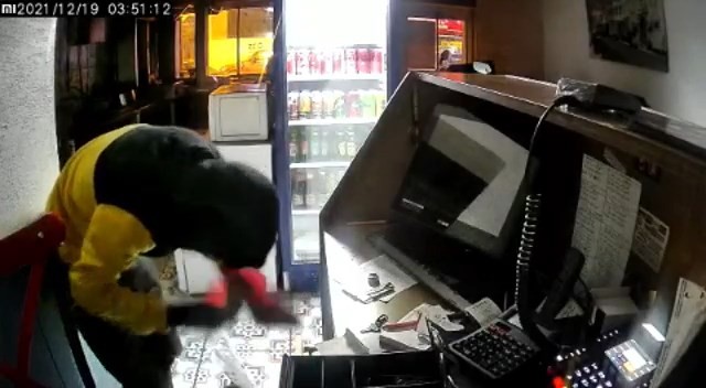 İşte bu da milliyetçi hırsız!