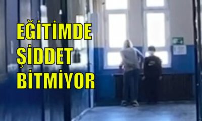 Cetvelli dayak işinden etti!