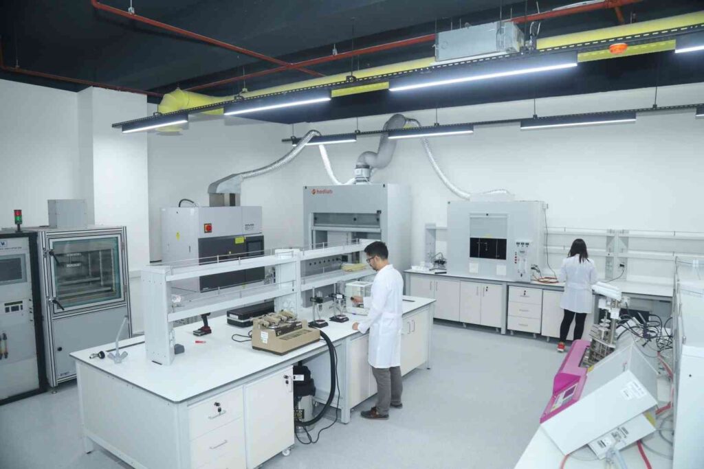 BTÜ, istihdamda lider