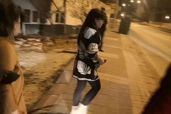 Eroini camdan atıp kaçtı, kovalamacayla yakalandı