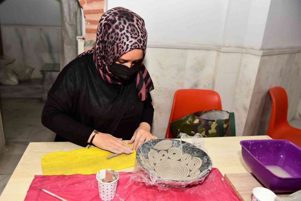 Kadın ustalar Yıldırım’da yetişiyor