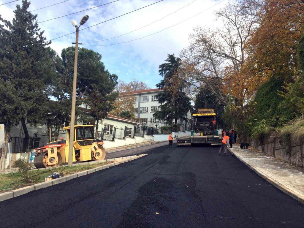 Osmangazi Belediyesi’nden asfalt mesaisi