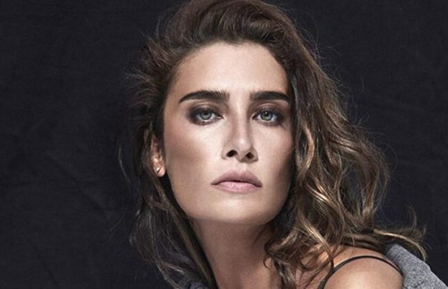 Sıla, müzikseverlerle buluştu