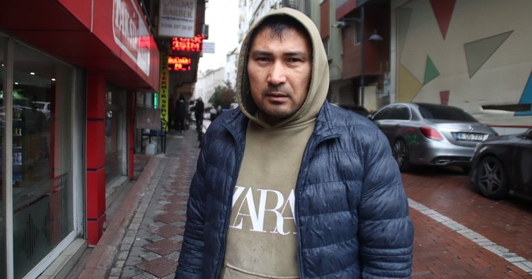 Sopalı saldırgan bir kişiyi komaya soktu