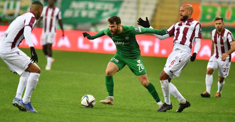 Bursaspor’da kan kaybı devam ediyor!