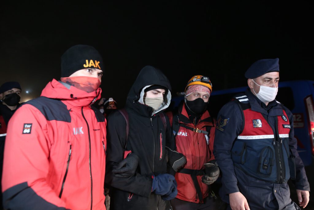 Kaybolan genci Bayraktar İHA tespit etti