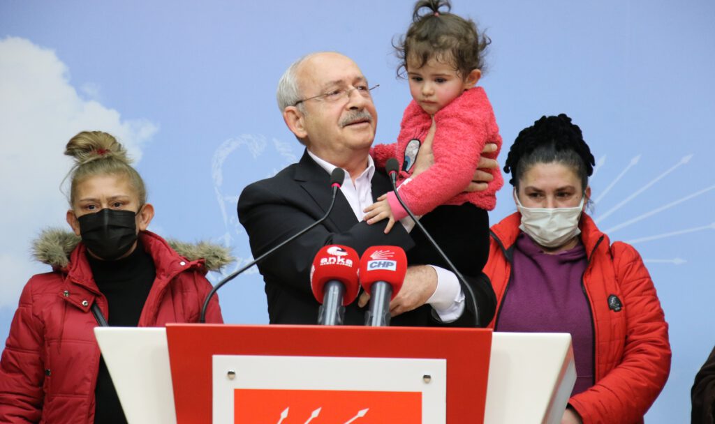 Kılıçdaroğlu: ”Ev hanımlarının yanında olacağım”