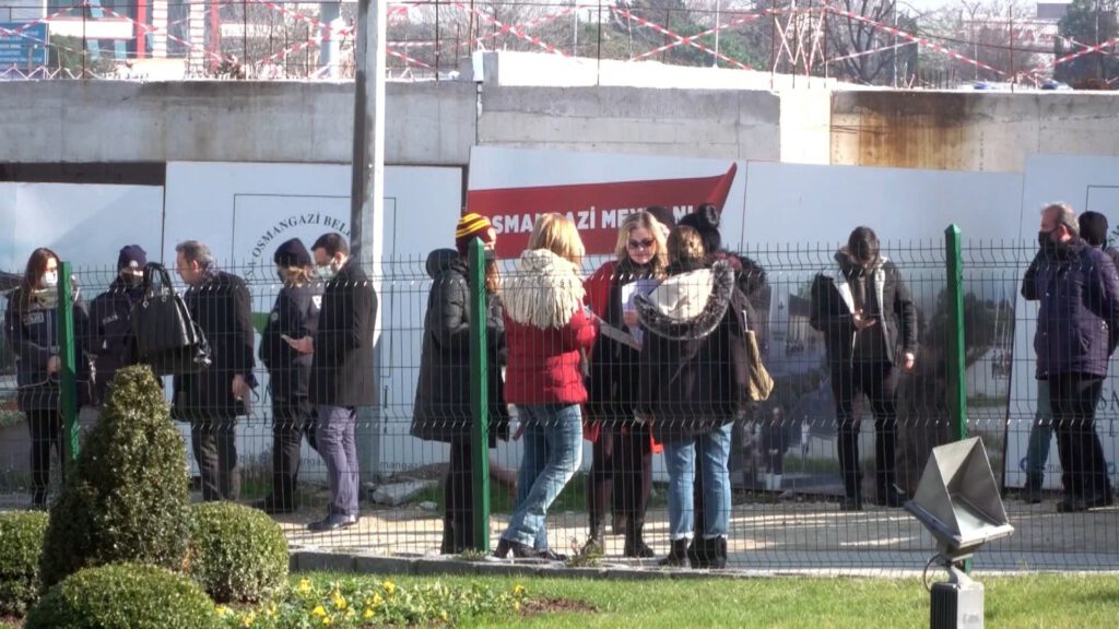 Osmangazi’de kıyafet yönetmeliği gerginliği