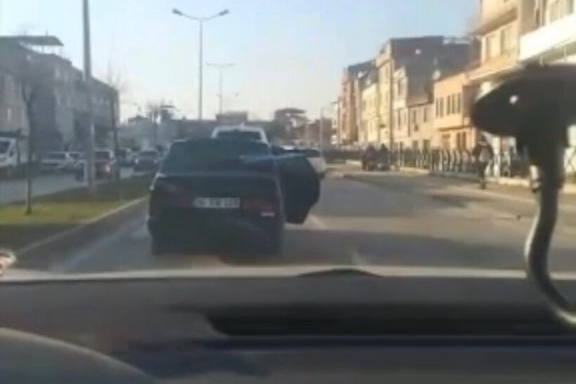 Bursa’da trafikte şaşırtan görüntü