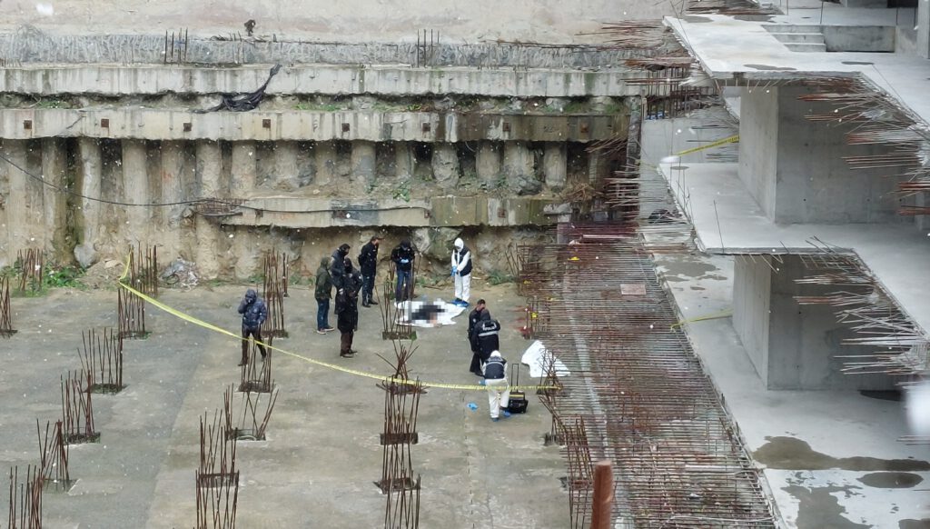 Esenyurt’ta bir inşaatta erkek cesedi bulundu