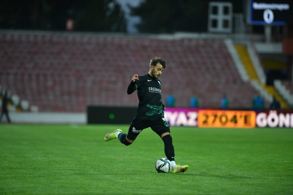 Mert Yılmaz: “Bursaspor taraftarına aşık oldum”