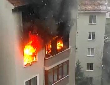 Bursa’da korkutan görüntü! Alevlere böyle teslim oldu