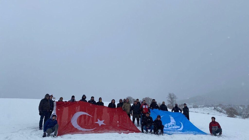 Ülkü Ocaklarından “Sarıkamış yürüyüşü”