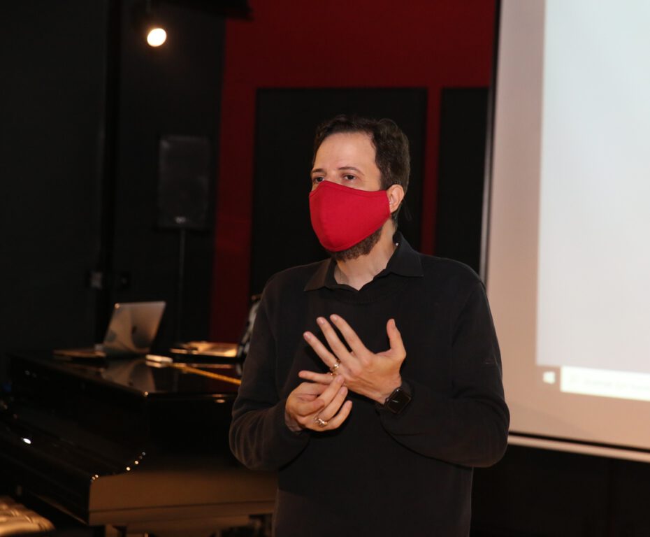 Ünlü besteci Sanlıkol deneyimlerini Nilüfer’de paylaştı