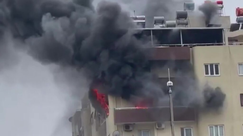 Korkunç olay! Karısına kızan koca çocuklarının olduğu evi yaktı