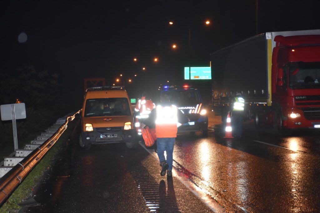 Otoyolda vahşet! Yanan valizin içerisinden ceset çıktı