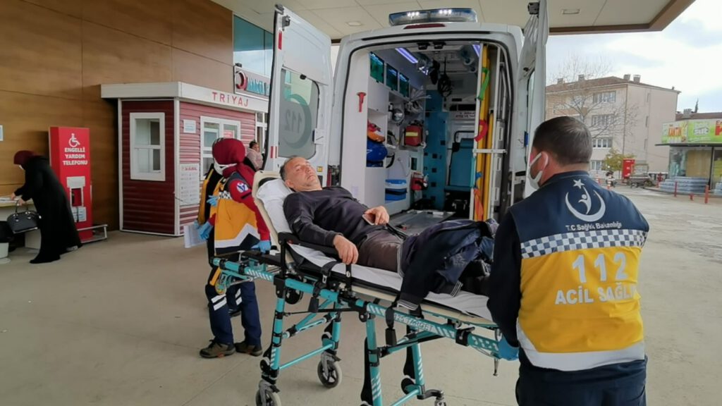 Bursa’da yayaya çarpıp kaçan kamyonetin kaza anı kamerada!