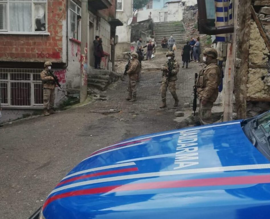 Bursa’da yazlık villaları soyan hırsızlara operasyon!