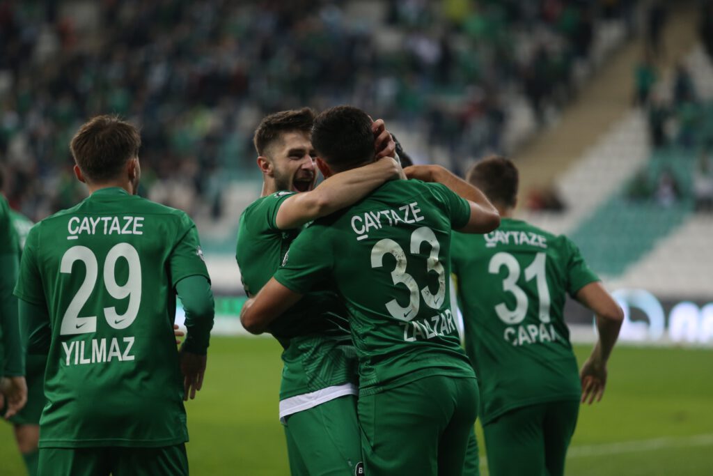 Bursaspor sahasında Altınordu’yu ağarlayacak