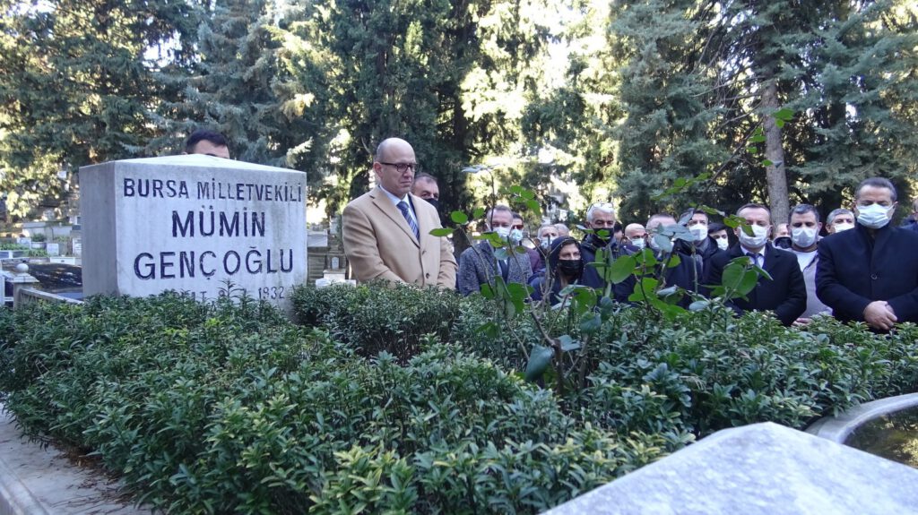 BAL-GÖÇ Kurucu Başkanı Mümin Gençoğlu mezarı başında anıldı