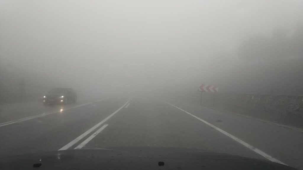 Bursa’da sis ve sağanak etkili oluyor