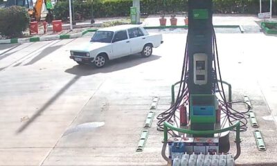 Acemi driftçi kapı açılınca dışarı uçtu! O anlar kamerada