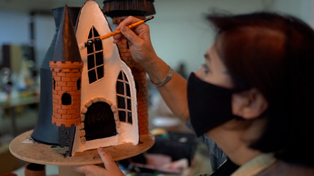 Atık malzemeler sanat eserine dönüşüyor