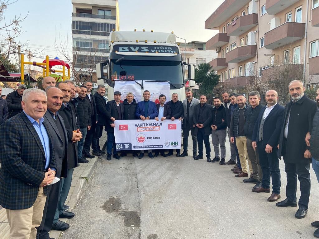 Muş İlder’ den Bursa’dan Suriye’ye 346 bin TL’lik yardım tırı