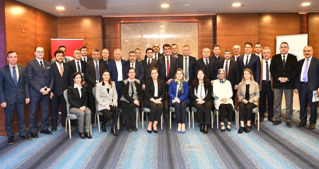 Başkan Dündar: “Biz, hizmet için varız”