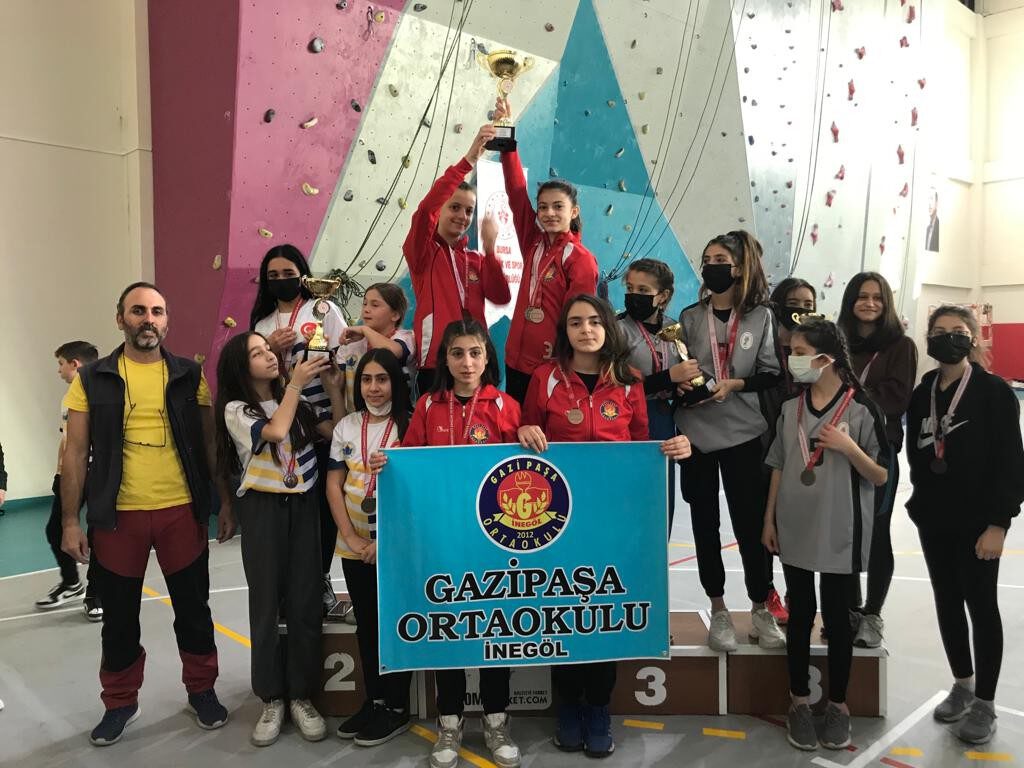 Sporcu fabrikası İnegöl