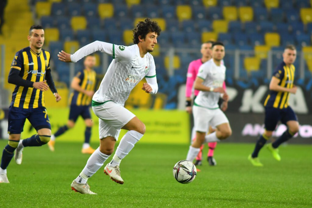 Spor Toto 1. Lig: MKE Ankaragücü: 2 – Bursaspor: 1